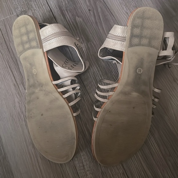 Maurices Strappy Gladiator Sandals - Picture 4 of 8